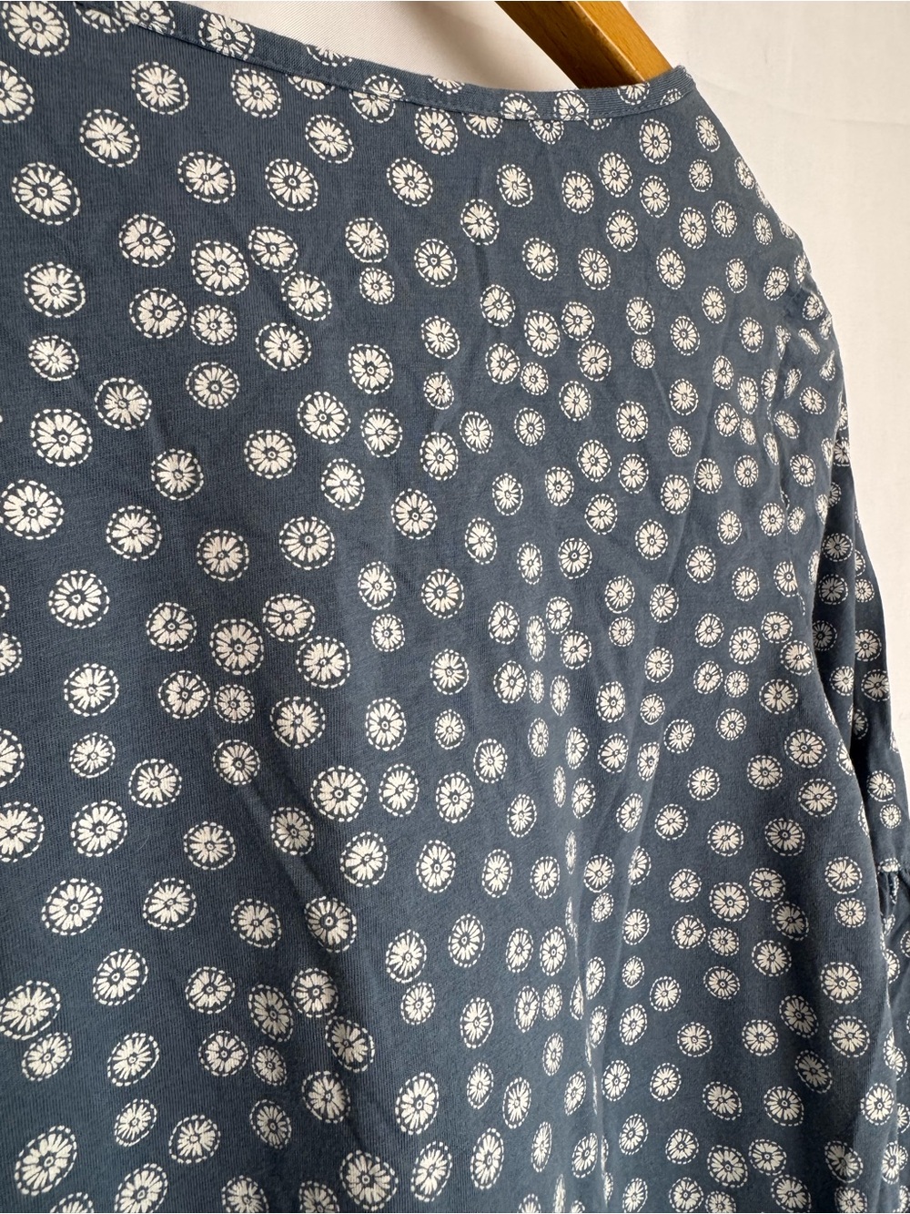 Garnet Hill Blue Floral Long Sleeve Top – Size Small - Picture 6 of 6